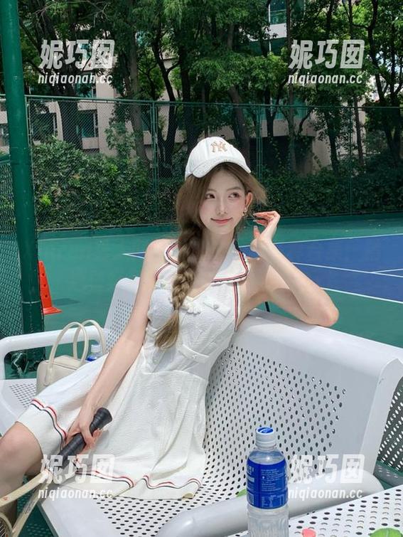 Xiuren秀人网 - 林文文校园写真合集：精选壁纸展现青春的每个角落.txt