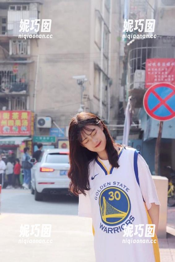 Xiuren秀人网 - 梦然同学：无圣光内衣写真，流露出无与伦比的魅力.txt