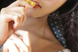 Xiuren秀人网 – 沈欢欣棉袜魅力写真合集分享：让你体验温暖与优雅的碰撞.txt