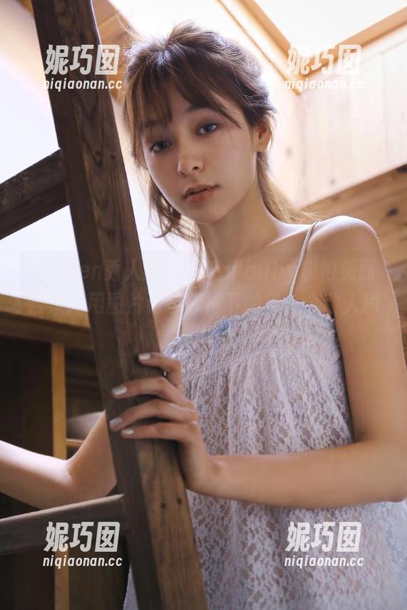 Xiuren秀人网 - 沫晓伊baby旗袍美丽合集：用图片记录旗袍下的每一个动人瞬间.txt