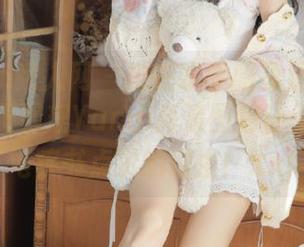 Xiuren秀人网 – 她在水手服里显得如此无辜，王馨瑶Yanni高清图包让无数人奋笔疾书点赞的理由！.txt