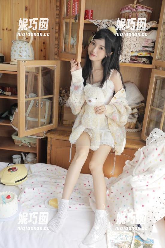 Xiuren秀人网 - 她在水手服里显得如此无辜，王馨瑶Yanni高清图包让无数人奋笔疾书点赞的理由！.txt