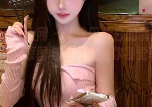 Xiuren秀人网 – 欣赏田兮白的裤里丝：风格迥异的原图与照片带给你视觉享受.txt