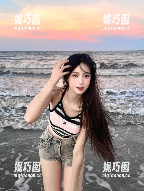 Xiuren秀人网 - 清新爽朗的夏天，舞媚歆私拍图包为你呈现最美的青春气息！.txt