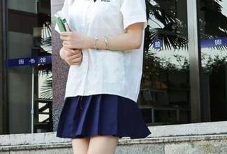 Xiuren秀人网 – 趁热拿铁latte推出最新自拍写真更新，捕捉生活中最美的瞬间.txt