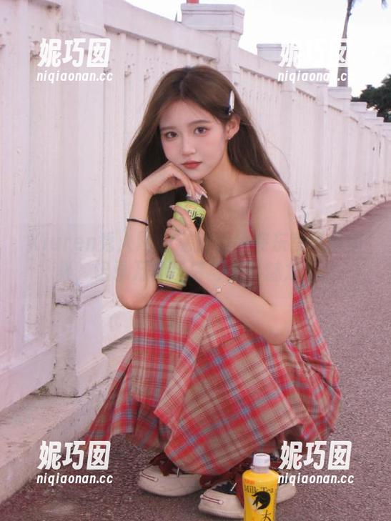 Xiuren秀人网 - 私房香澄在东京吊带图集，记录万种风情与无尽魅力.txt