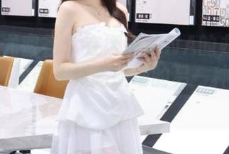 YouMi尤蜜荟 – 在娜娜TINA的办公室里：写真合集带你领略职场的另一种美！.txt
