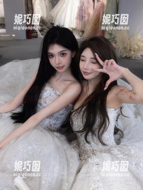 YouWu尤物馆 - 兔子Nina写真作品集：网袜与时尚碰撞出的独特个性.txt