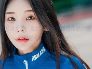 Zzyuri镂空写真大赏，免费下载她的独特作品，感受艺术与美丽的完美碰撞！.txt