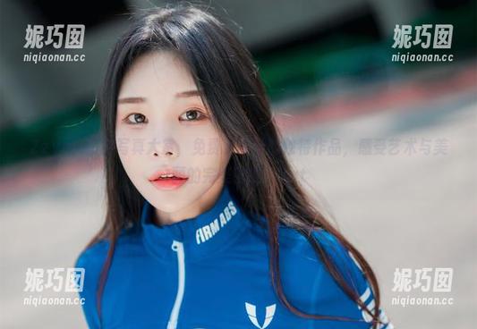 Zzyuri镂空写真大赏，免费下载她的独特作品，感受艺术与美丽的完美碰撞！.txt