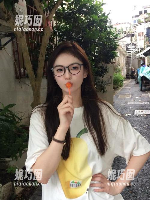 beautyleg - 走进Iris天使的摄影世界：原图下载，完美捕捉每一个动人时刻！.txt