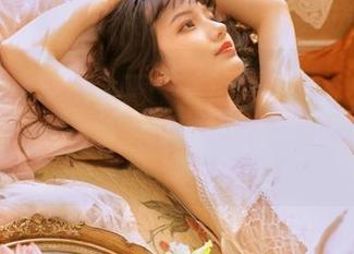 beautyleg – 一起观看JellYfish的油亮作品图片，感受她的纯真与魅力，绝对不容错过哦！.txt
