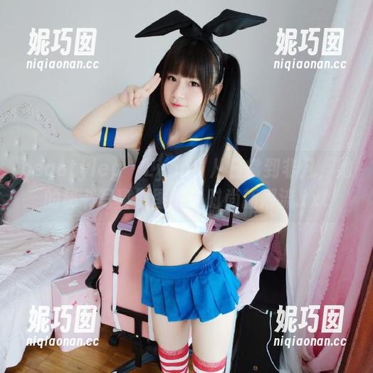 beautyleg - Lynn：从日常到非凡，她的秘书写真原图引领时尚新潮流.txt