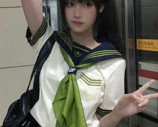 beautyleg – Queenie泳衣写真集：从容的海滩时光，原图真实记录每一个瞬间.txt