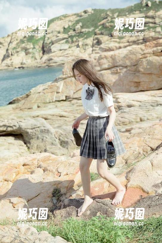 beautyleg - 精选Vanessa天台写真：下载好看原图及资源一站式服务.txt