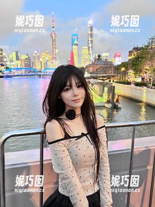 beautyleg - 简晓育的最新作品集，睡衣写真带你走进温暖的私密世界.txt