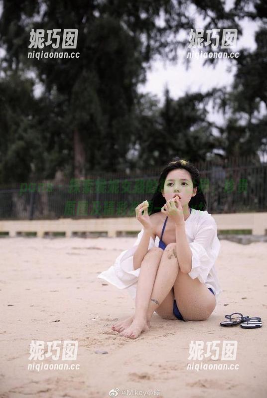 pans - 探索妮妮女孩的摄影世界，珍贵原图及精彩资源一览.txt
