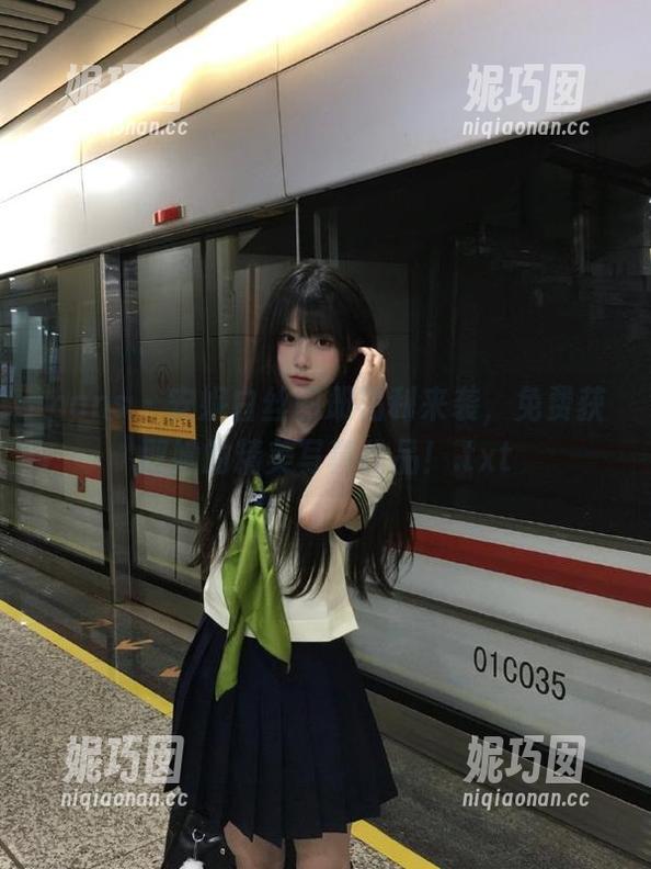 pans - 安妮白丝图册福利来袭，免费获取她的精美写真作品！.txt