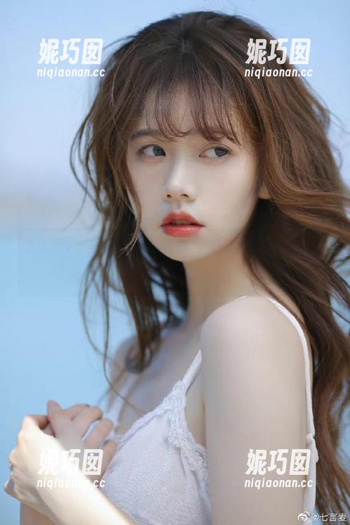 pans - 樱桃女仆写真分享，调皮的她让你见识什么叫“萌翻全场”！.txt