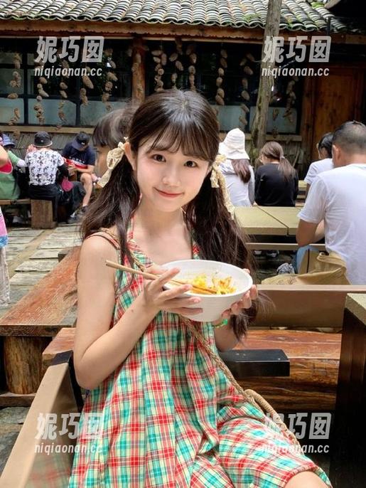 pans - 不容错过的锐锐肉丝写真图包，带你领略视觉盛宴.txt