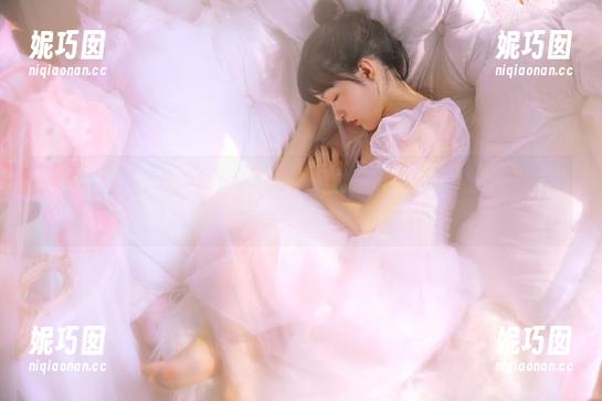 夏季限定！yeeun孙乐乐最新作品[DJAWA]比基尼假期#2，唤醒你对海滩的向往.txt