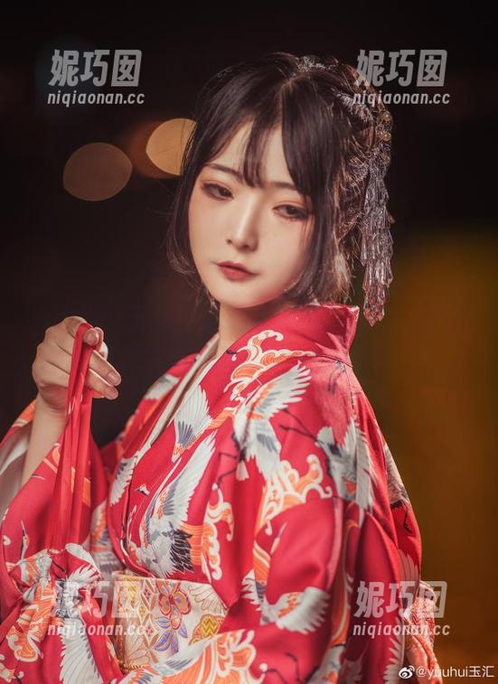 yuuhui玉汇 yuuhui玉汇引领的写真图集之旅:与剧情共舞的灵感与美感.txt