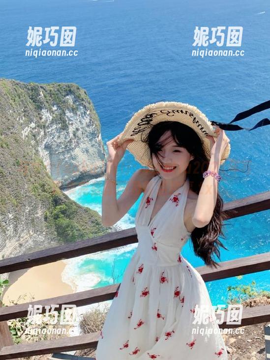 与サク(saku)同行：Fantia2021年写真集完整原图及幕后故事.txt