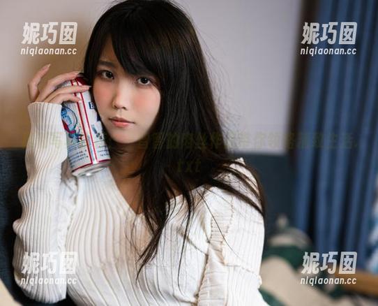 福利写真推荐：一智智的肉丝作品带你领略精致生活.txt