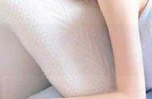 丽柜 – 共享yuleba的皮衣作品，探索别具一格的时尚摄影资源.txt
