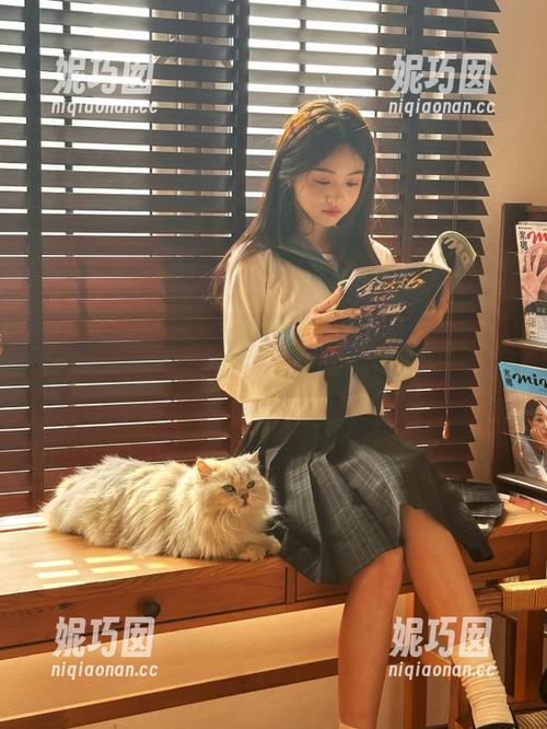 丽柜 - 追随小唐的步伐，定制颜丝互动图集探寻艺术的极致！.txt