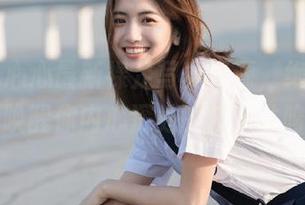 丽柜 – 心心最新裸足写真资源，绝对免费分享，唤醒你内心深处的艺术共鸣！.txt