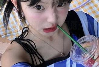 丽柜 – 怡萱带你领略御姐风范：精品图集精选，绝美瞬间一网打尽！.txt