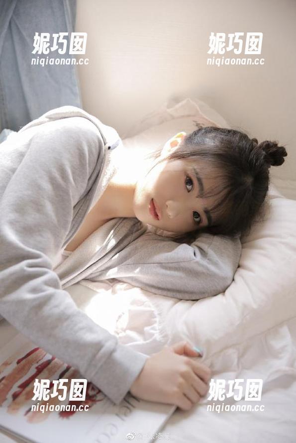 丽柜 - 精选文芮兔女郎写真：分享绝美瞬间的无限魅力.txt