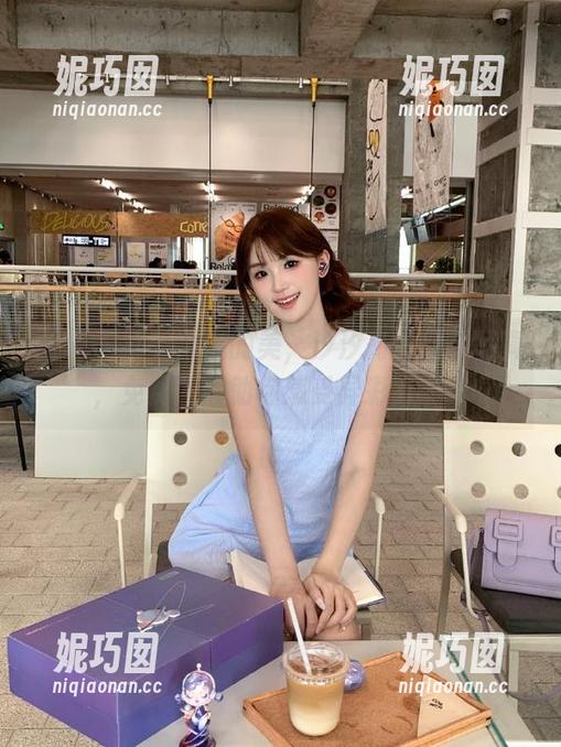 丽柜 - 打破常规的美，汐汐高清网袜写真，免费下载助你感受异彩！.txt