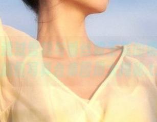 丽柜 – 透过雪糕与香丝霸王花的镜头：博主搞怪写真合集图册大揭秘.txt