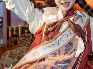 惊艳在线发布云溪溪制服作品，图文并茂的精彩图片荟萃！.txt