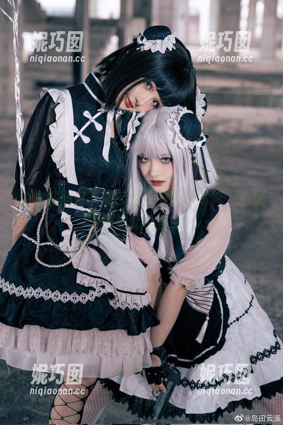 偷偷在网盘下载云溪溪的玫瑰写真，心想美丽如此奢侈.txt