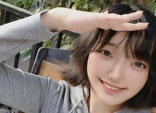让云溪溪的温柔作品在你眼前绽放，在线欣赏她的精彩写真集！.txt