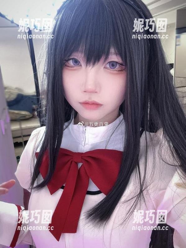 一探五更百鬼旗袍的神秘，美图图包助你领略她的风采！.txt