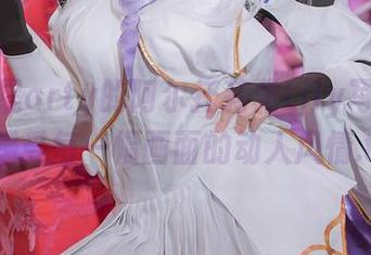 探索亚缇arty的阿尔托莉雅Lily写真套图，感受每一幅画面的动人风情.txt