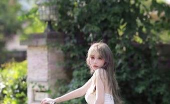 克拉女神 – 疯狂追捧江琴清纯写真集，高清画面绝对让你心动不已！.txt