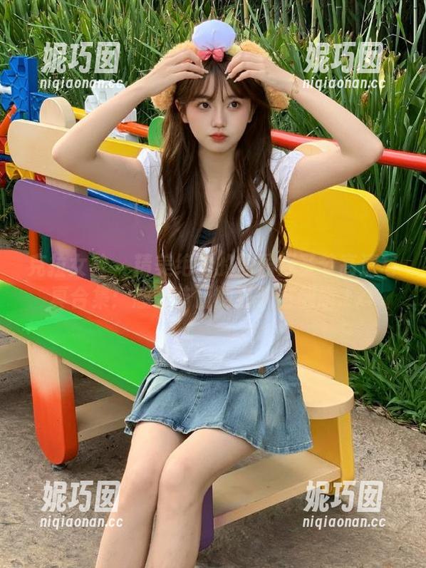 克拉女神 - 精美绝伦的盈盈万圣节高清写真合集：感受节日的狂欢与创意.txt