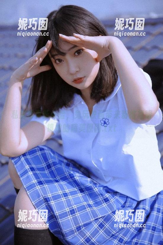 私房写真新体验，兔玩映画带来粉格裙眼镜娘的精美原图.txt