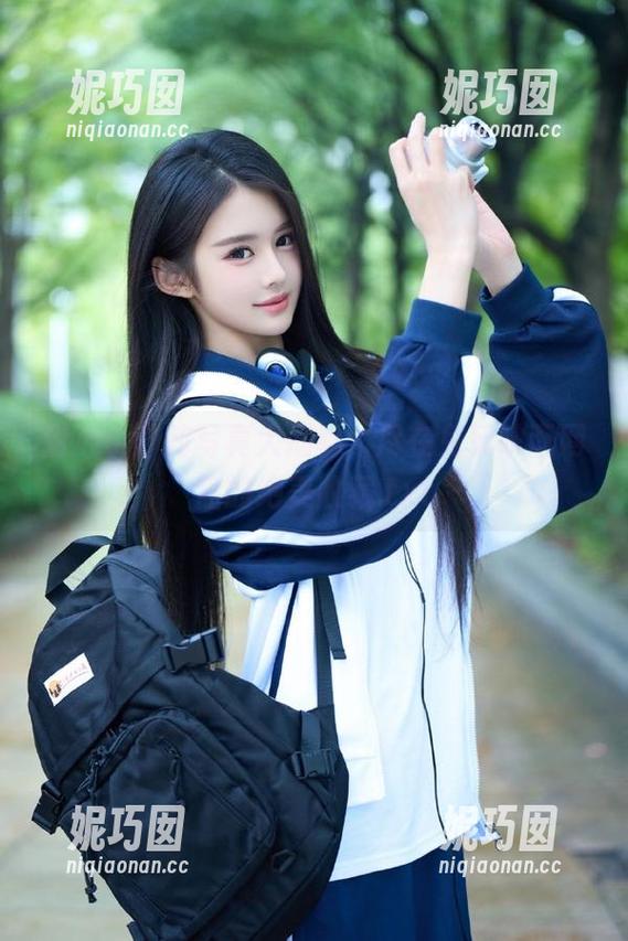 甜心小萝莉写真大揭秘，尽在兔玩映画网盘的绝美收藏.txt