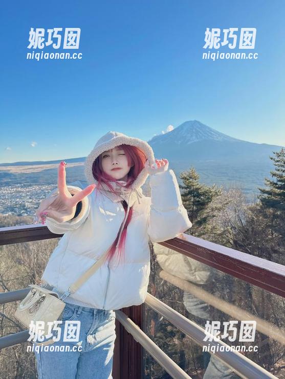 最新写真集独家上线：感受冲田凛花rinka与爱宕赛车女郎的激情瞬间.txt