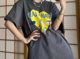 初夏女神 – 依依的学校车库印记：捕捉那些瞬间的独家写真集资源.txt