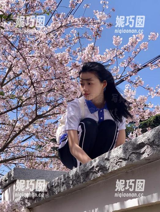 南国足艺 - 图说静儿的可爱，写真画中如何瞬间变身萌宠？.txt