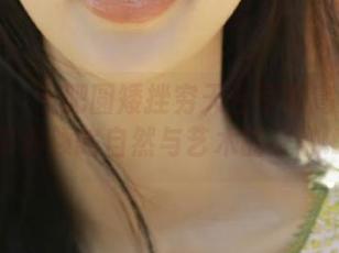 嗲囡囡 – 土肥圆矮挫穷天台写真高清图集，带你领略自然与艺术的交融.txt