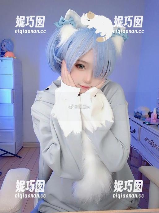梦幻般的墨玉M：玛修女仆主题下的写真作品集与原图.txt