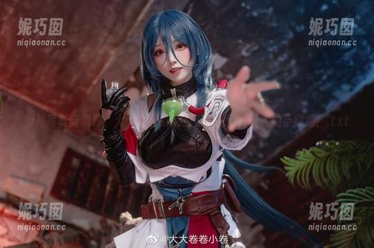 御姐写真新境界！大大卷卷小卷的无圣光图片让人拍手称绝！.txt